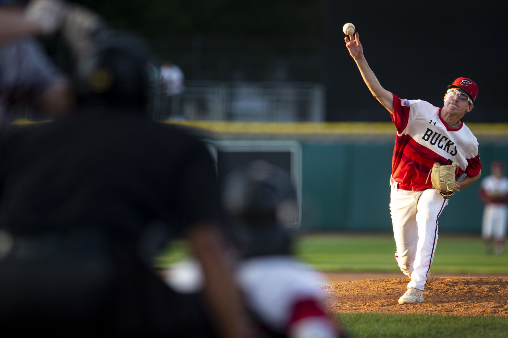 Scarlets vs. Bucks